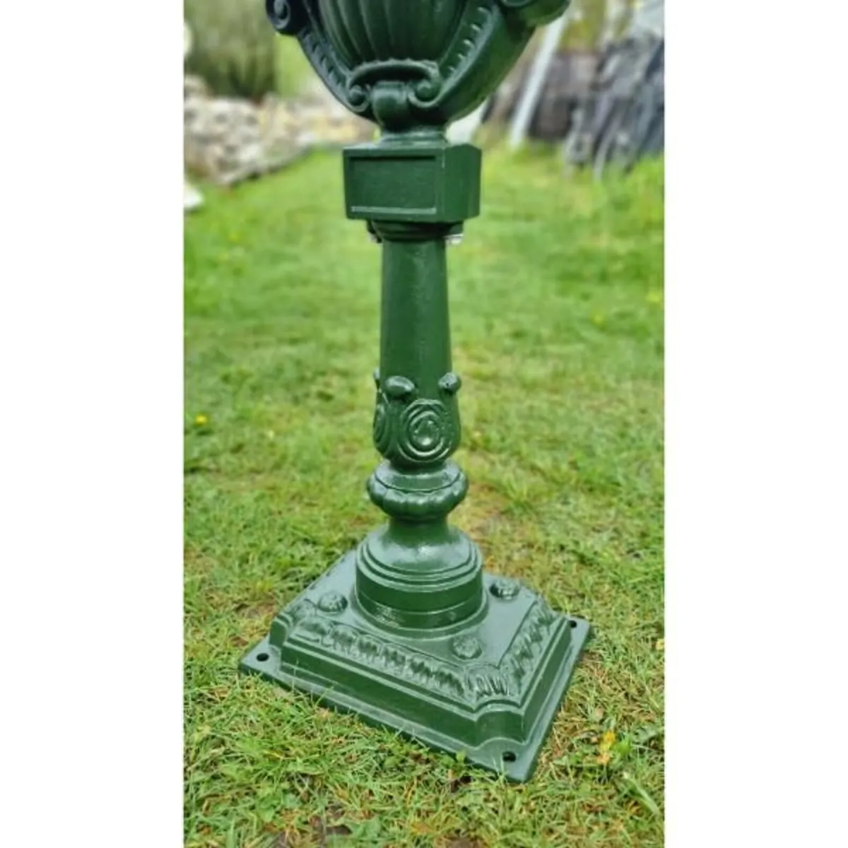 Cast Iron Freestanding Pole Post Box CH R 030 - Image 4