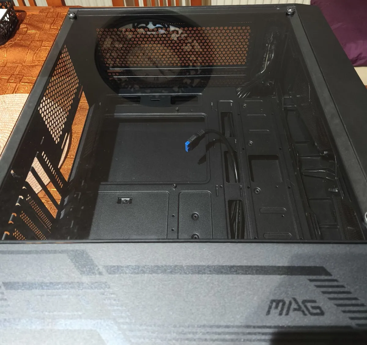 MSI MAG ATX PC Case Tempered Glass - Image 3