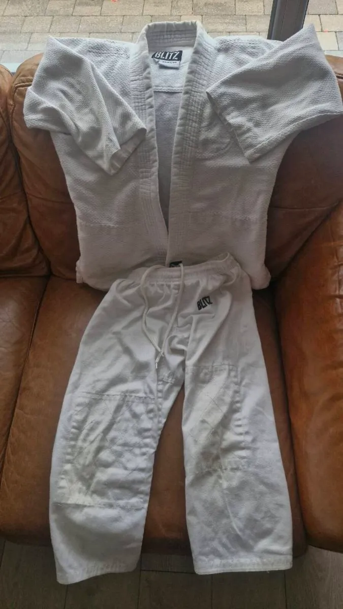 Judo costume 120cm - Image 1