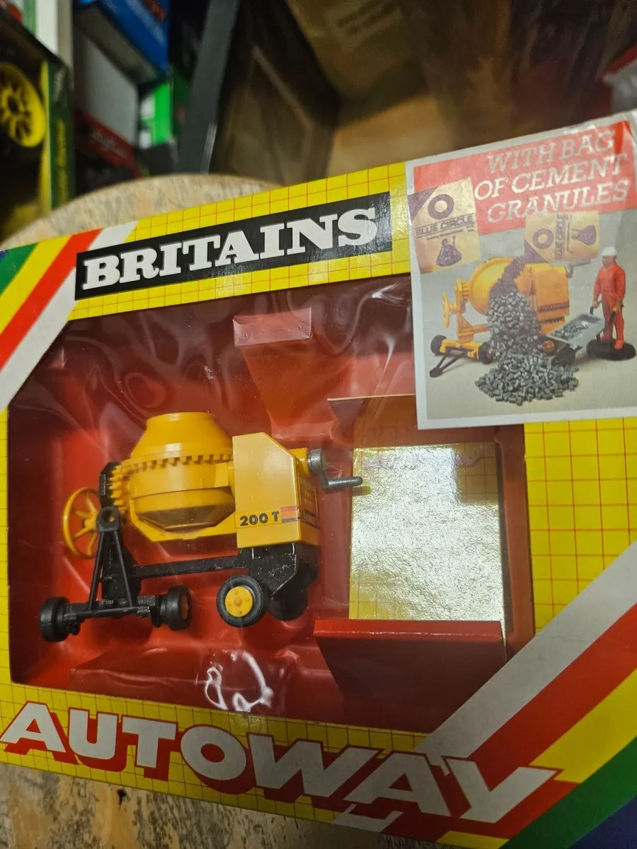 Britain's Autoway Cement Mixer - Image 2