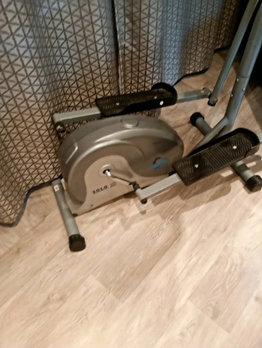 Cross trainer - Image 3