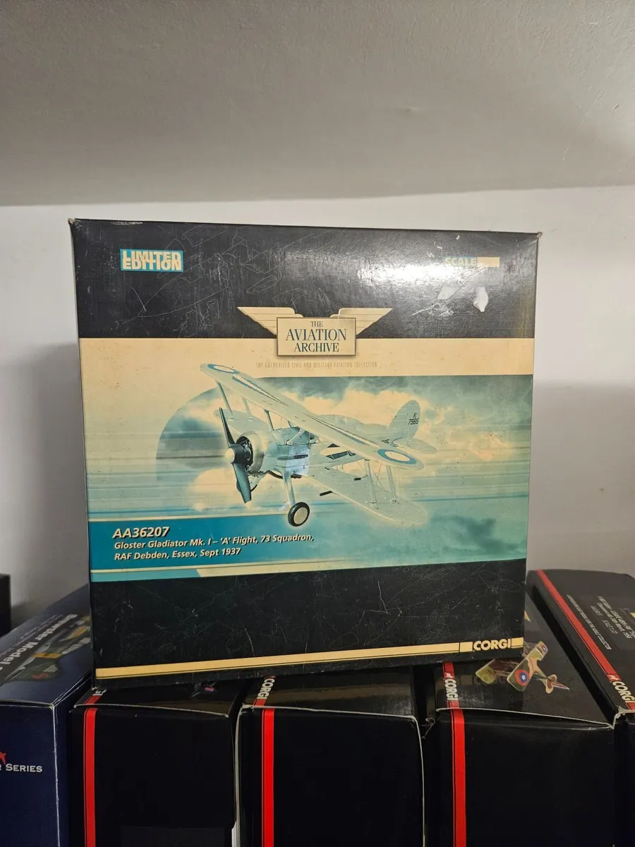 Corgi Gloster Gladiator