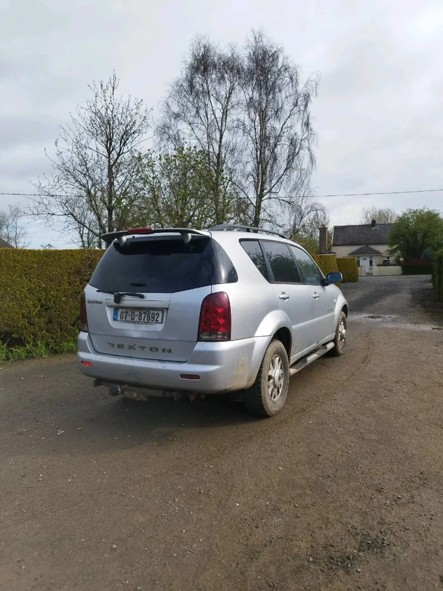 Ssangyoung rexton - Image 1