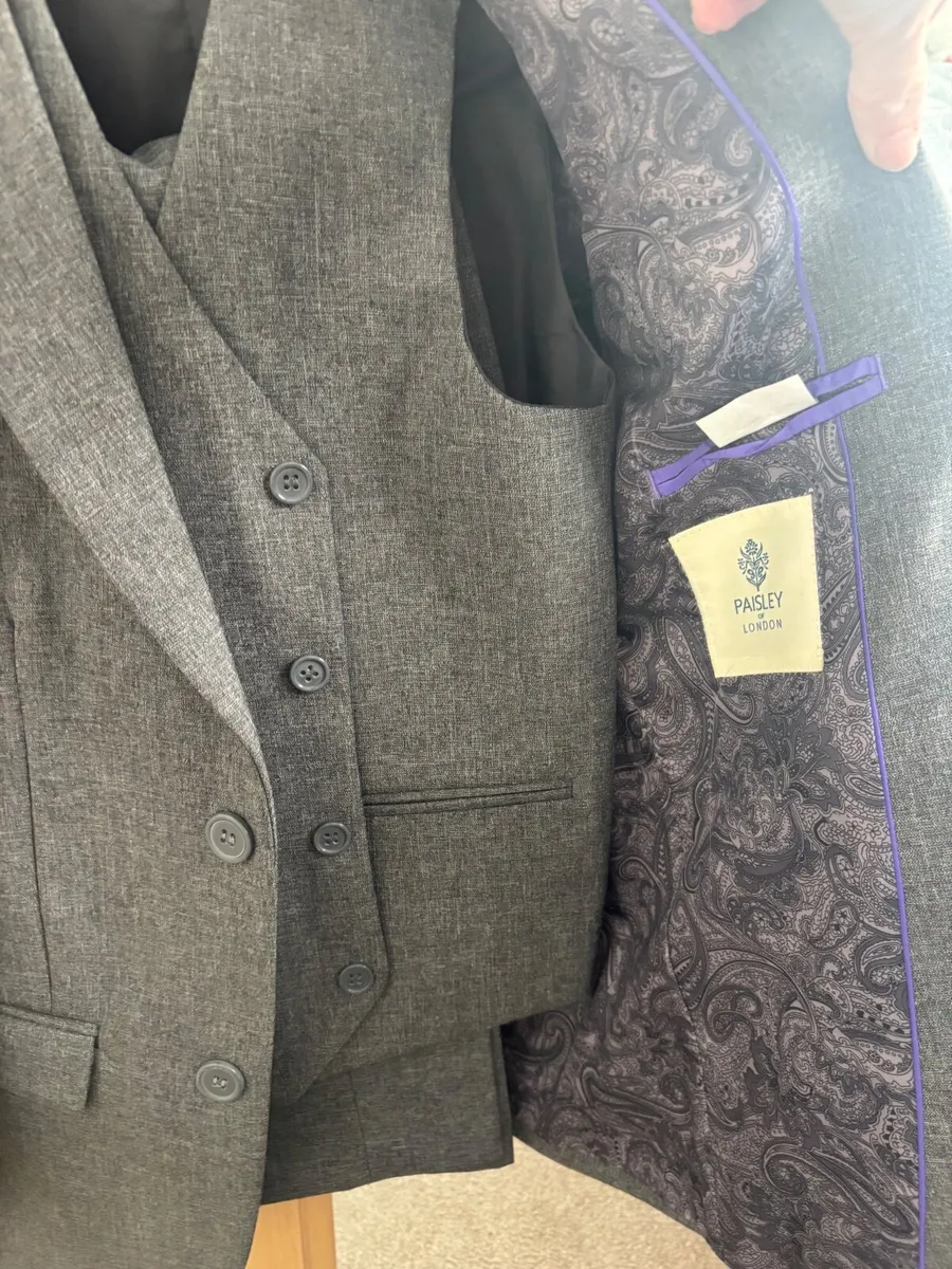 Boys suit age 10 - Image 4