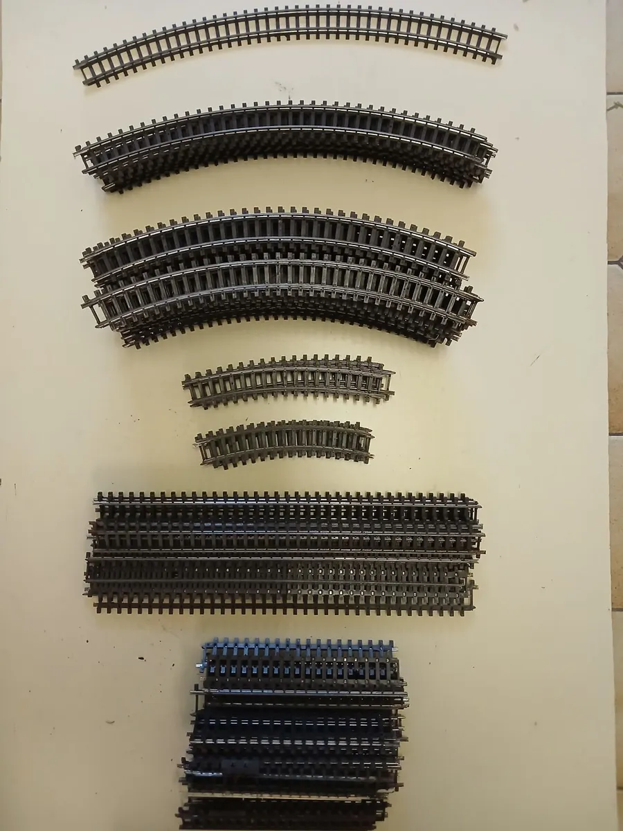 Model railway track 00 gauge. - Image 2