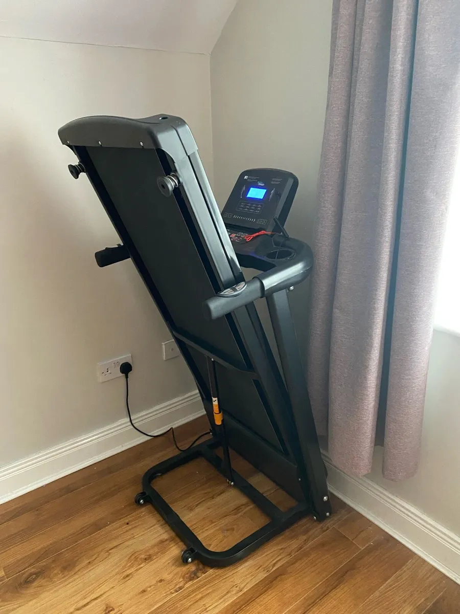 Treadmill - Image 4