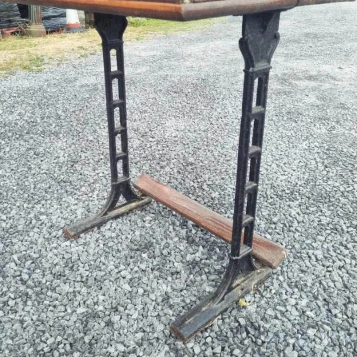 School Desk Cast Iron Legs KAS1303 - Image 3