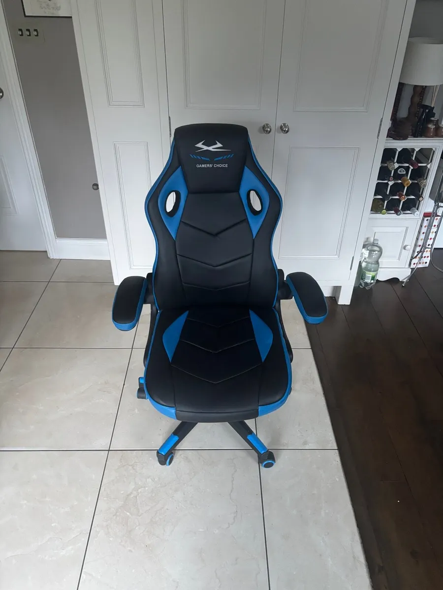 Gamer’s Choice Gaming Chair - Black and Blue - Image 1