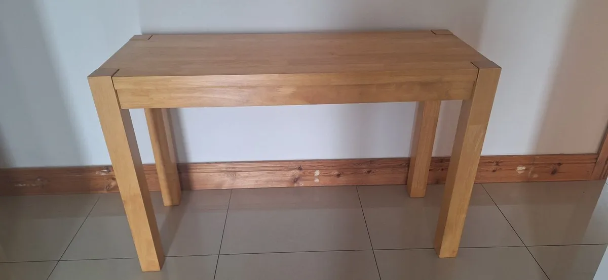 Hall table - Image 1