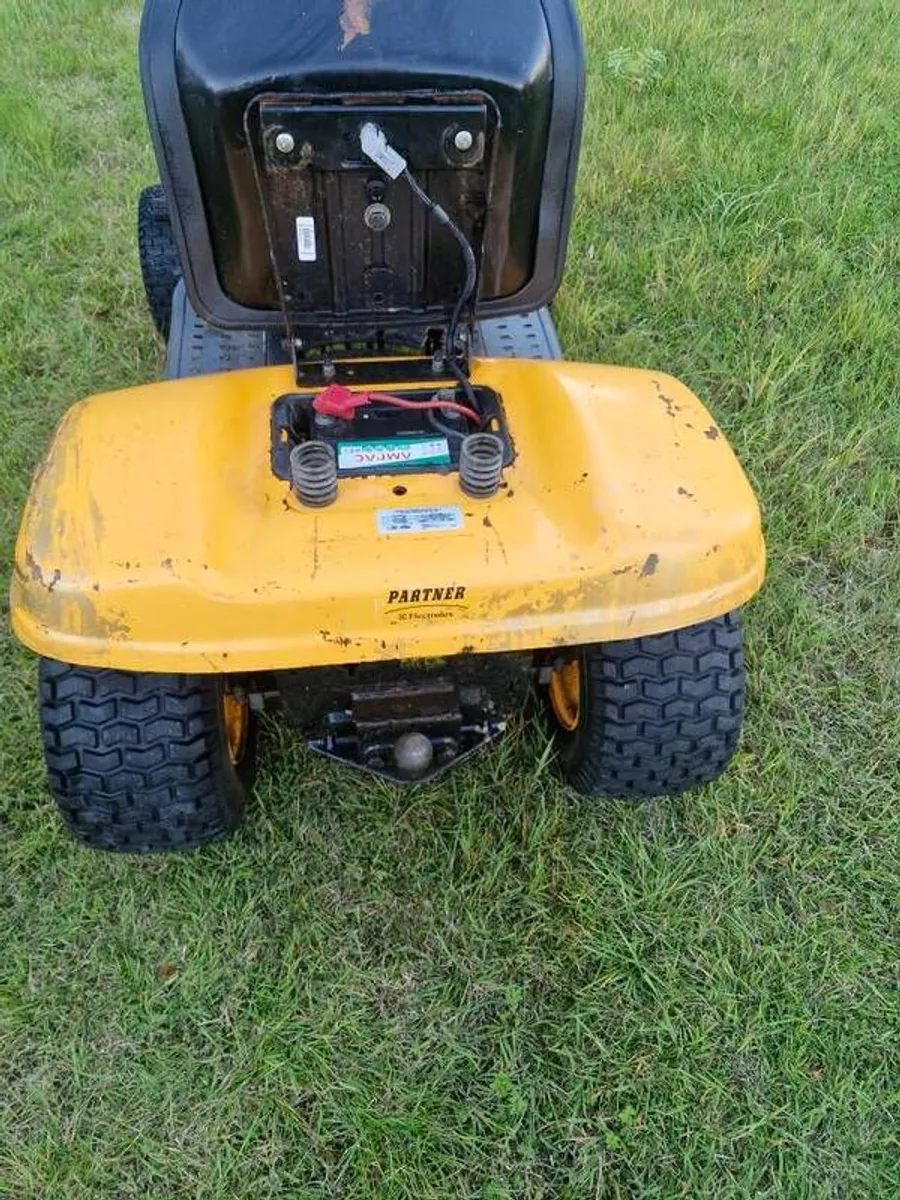 lawn tractor - Image 4