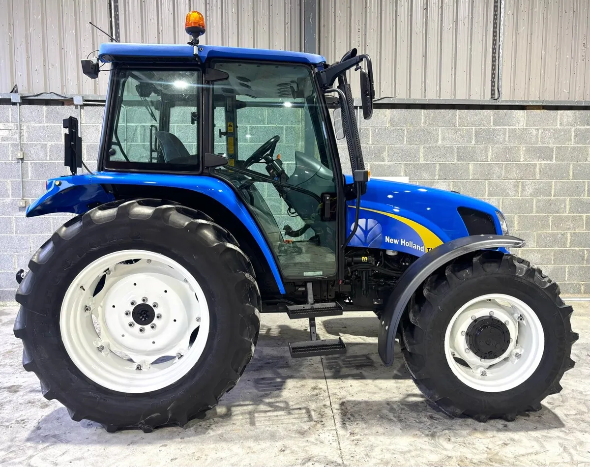 NEW HOLLAND TL100A **DELUXE** - Image 4