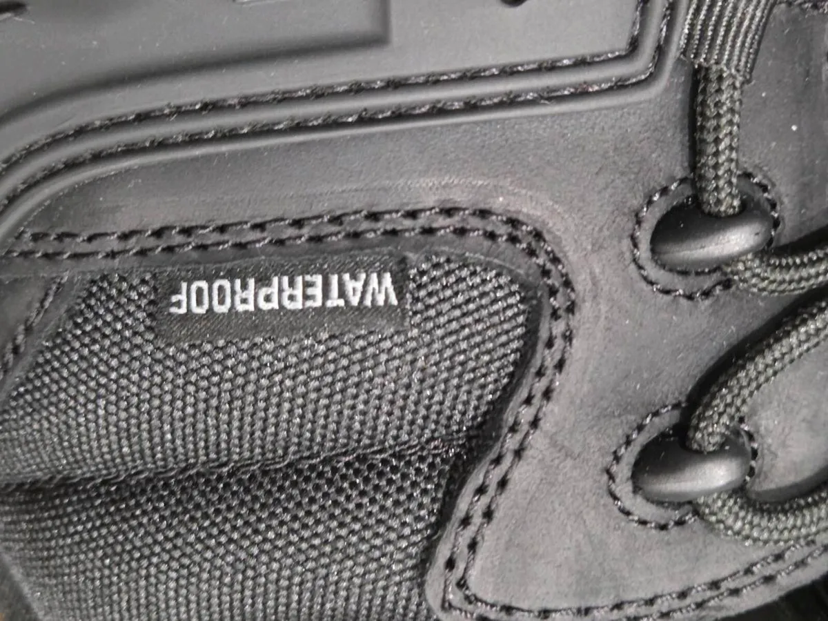 Safety voots Size 10 new - Image 4