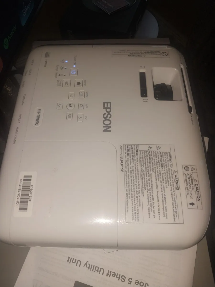 Projector - Image 1