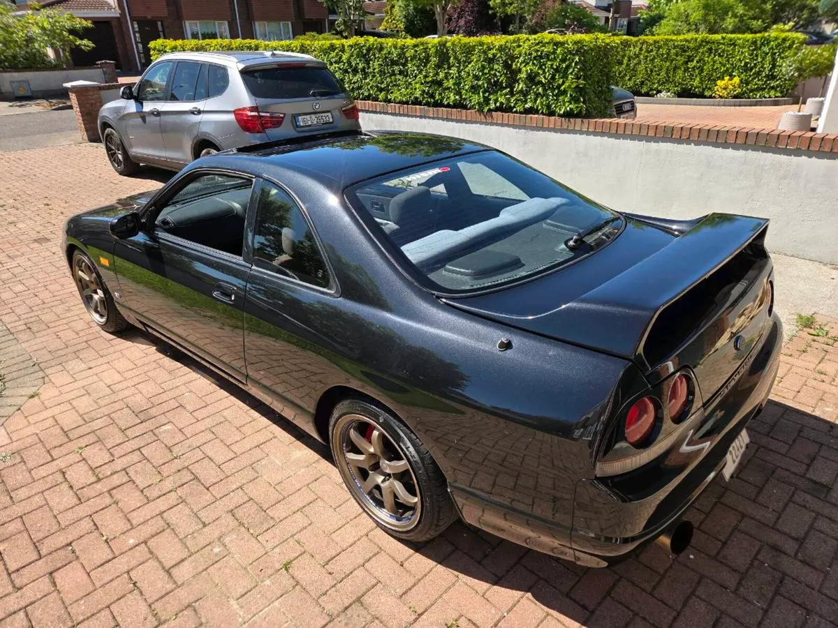 Nissan skyline r33 - Image 3