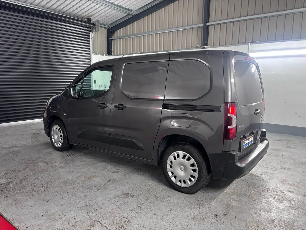 2021 Opel Combo - Image 4