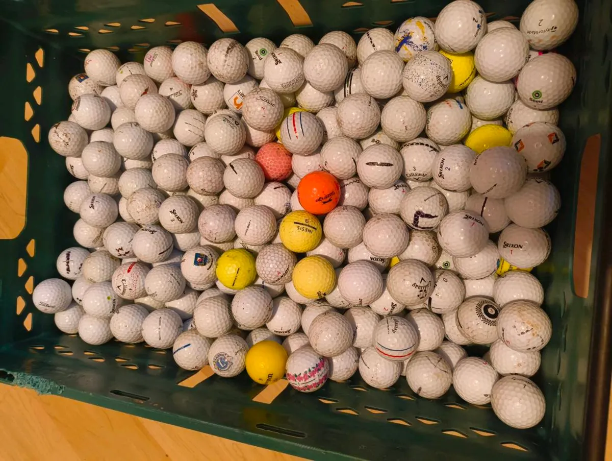 Golf balls - Image 1