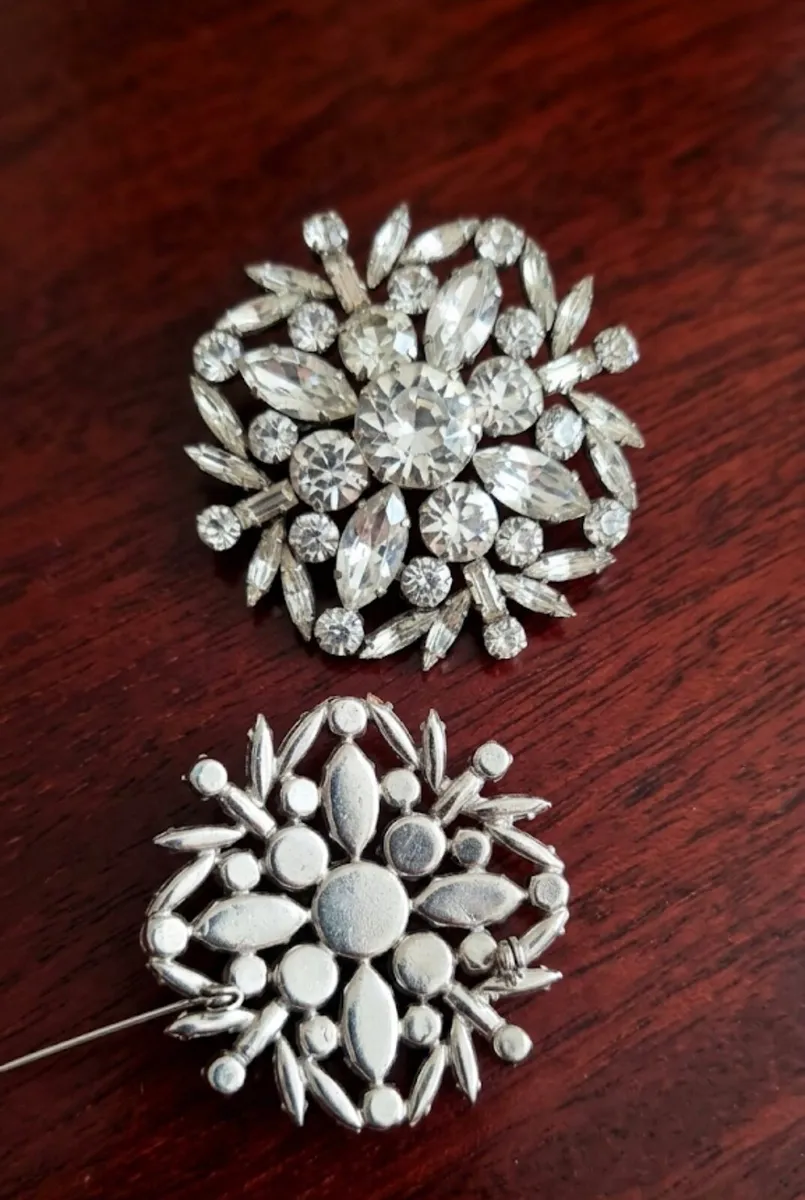 Vintage Rhinestone Brooch 1950s - Image 2