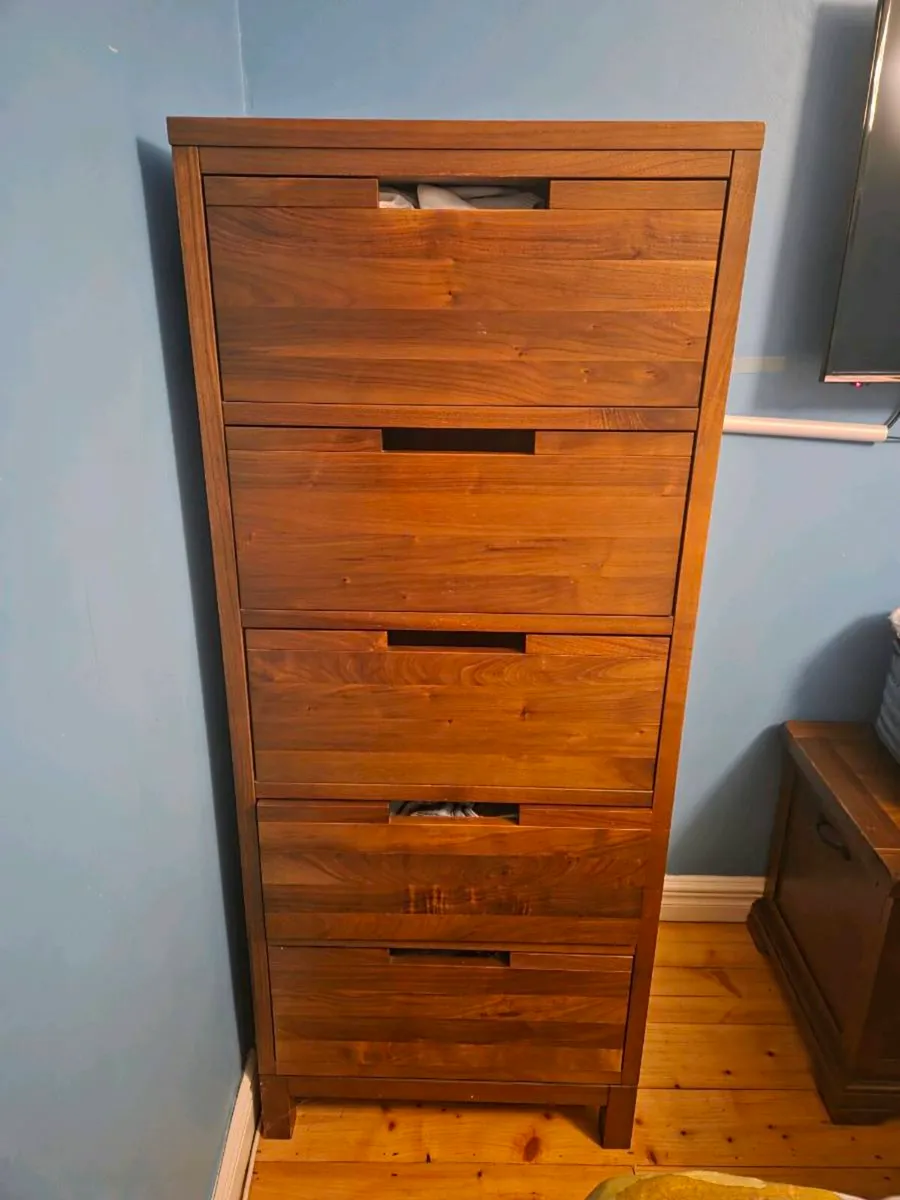 Wardrobe and chest of drawers - Image 4