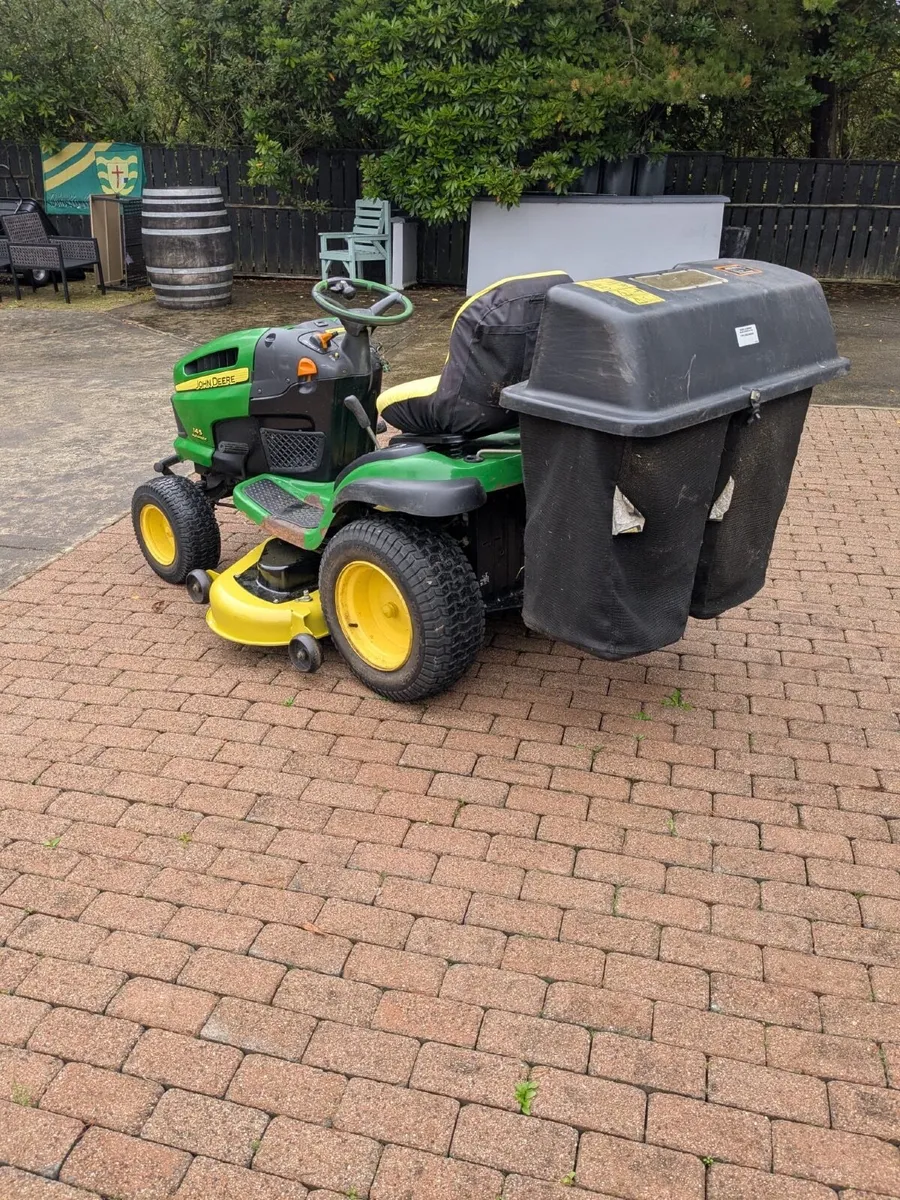John Deere tractor lawnmower 48inch automatic - Image 3