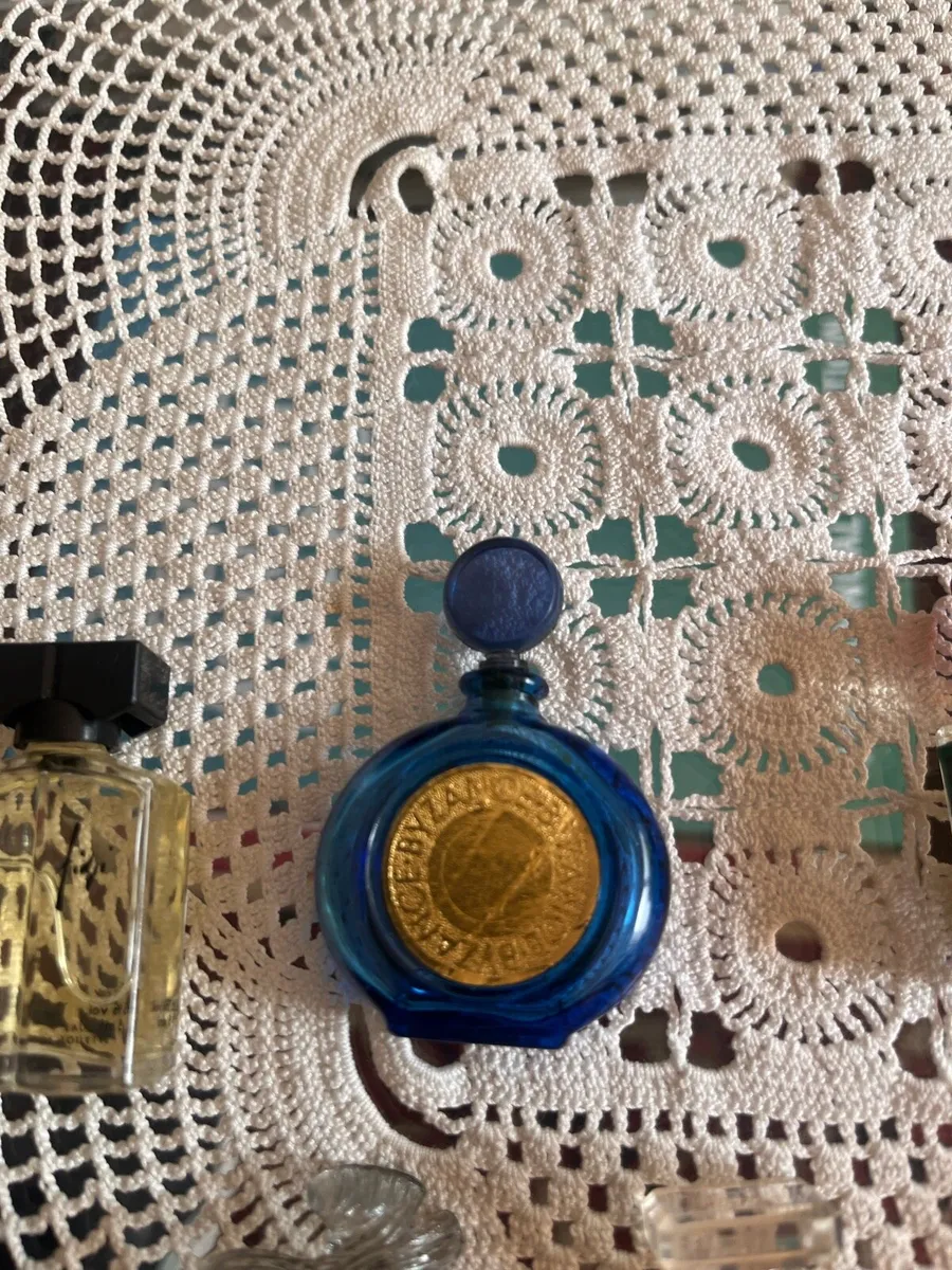 Various Miniture perfume bottles - Image 2