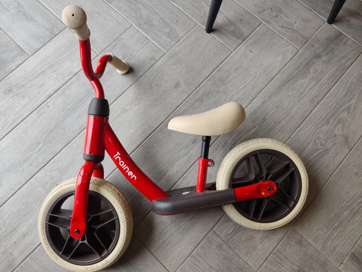 Q-Play balance bike - Image 3