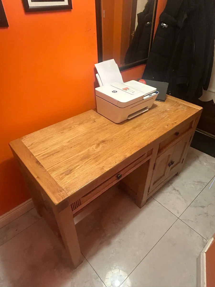 Desk - Image 2