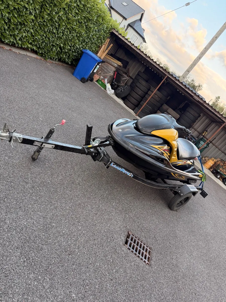 Yamaha GP1300 - Image 3