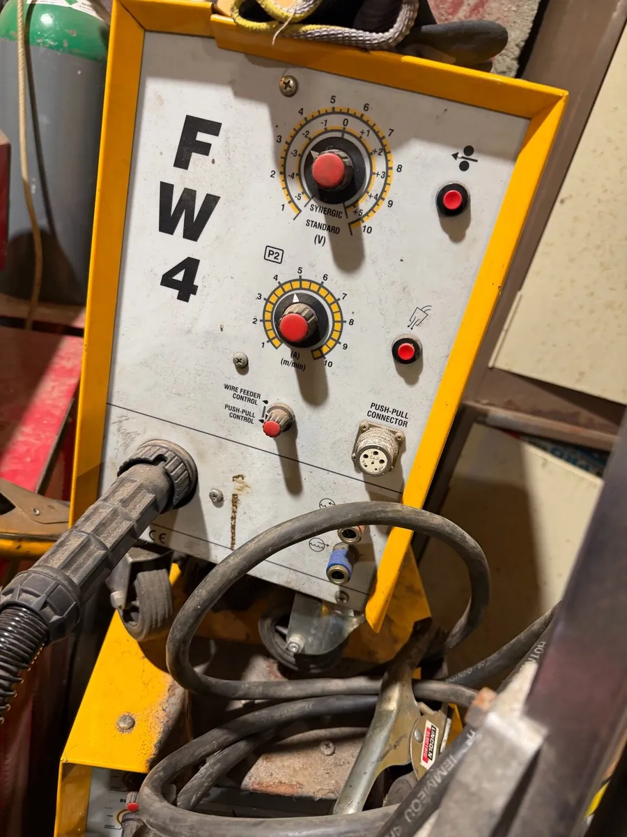 INE Mig inverter welder in perfect order - Image 2