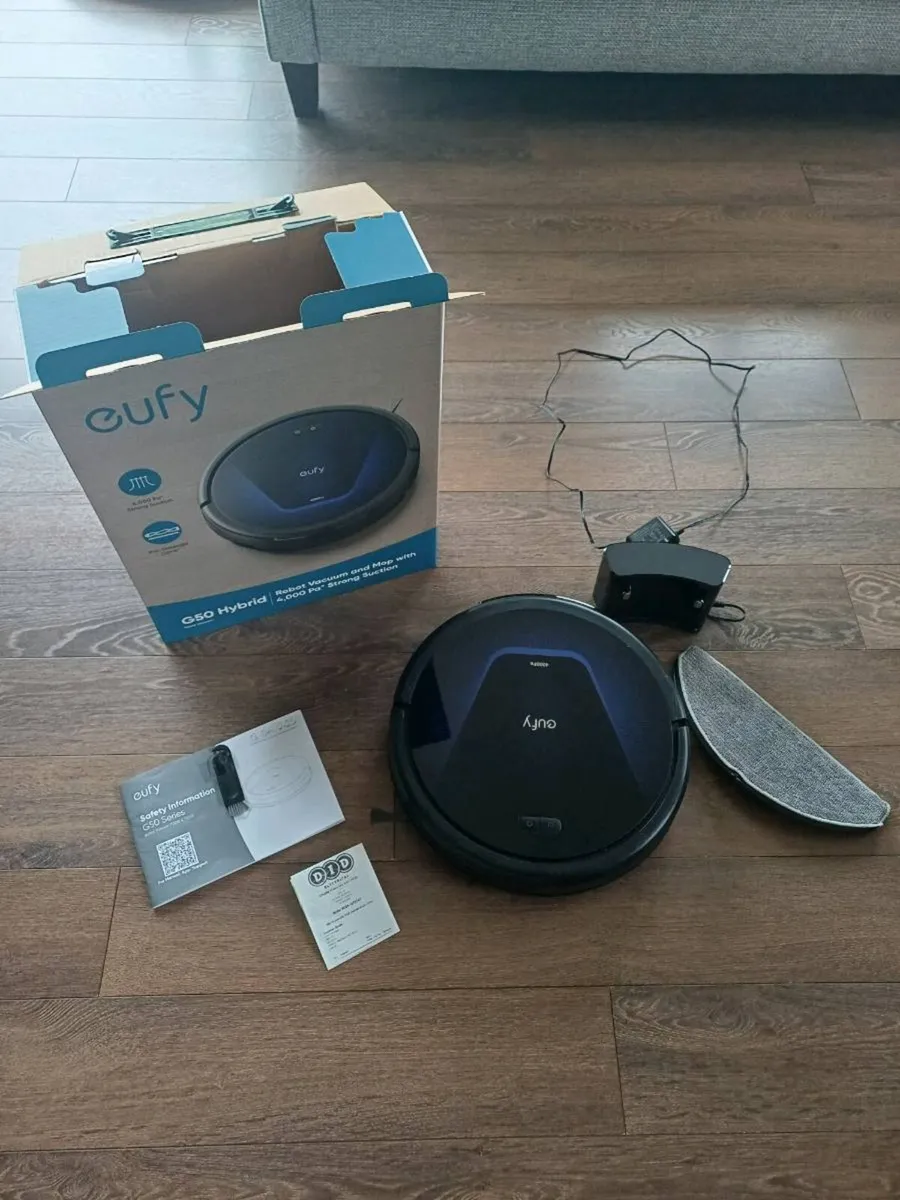 Vacuum Cleaner Robot - Image 1