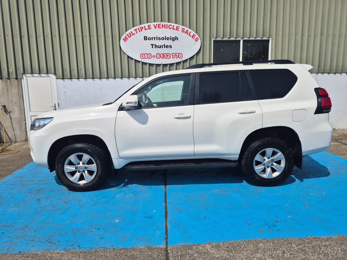 TOYOTA LANDCRUISER 2.8 DIESEL - Image 2