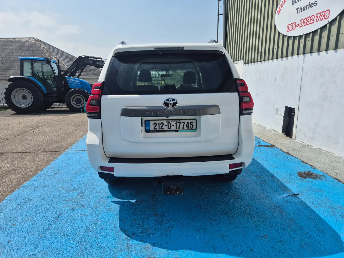 TOYOTA LANDCRUISER 2.8 DIESEL - Image 4