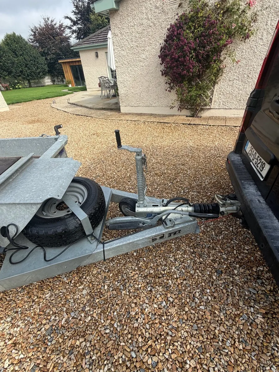 Like new 14x6 Tri Axle Plant Trailer - Image 4