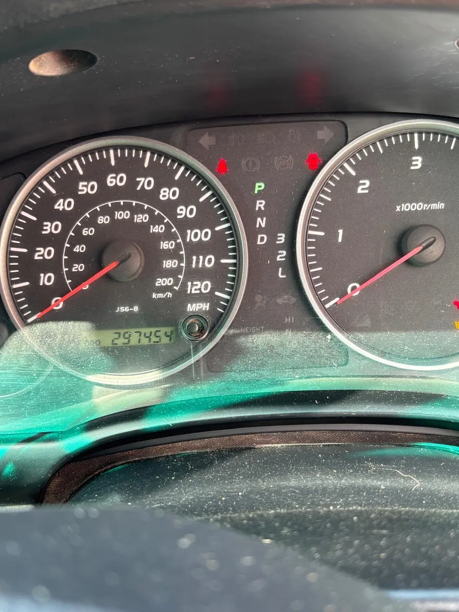 Toyota landcruiser - Image 3