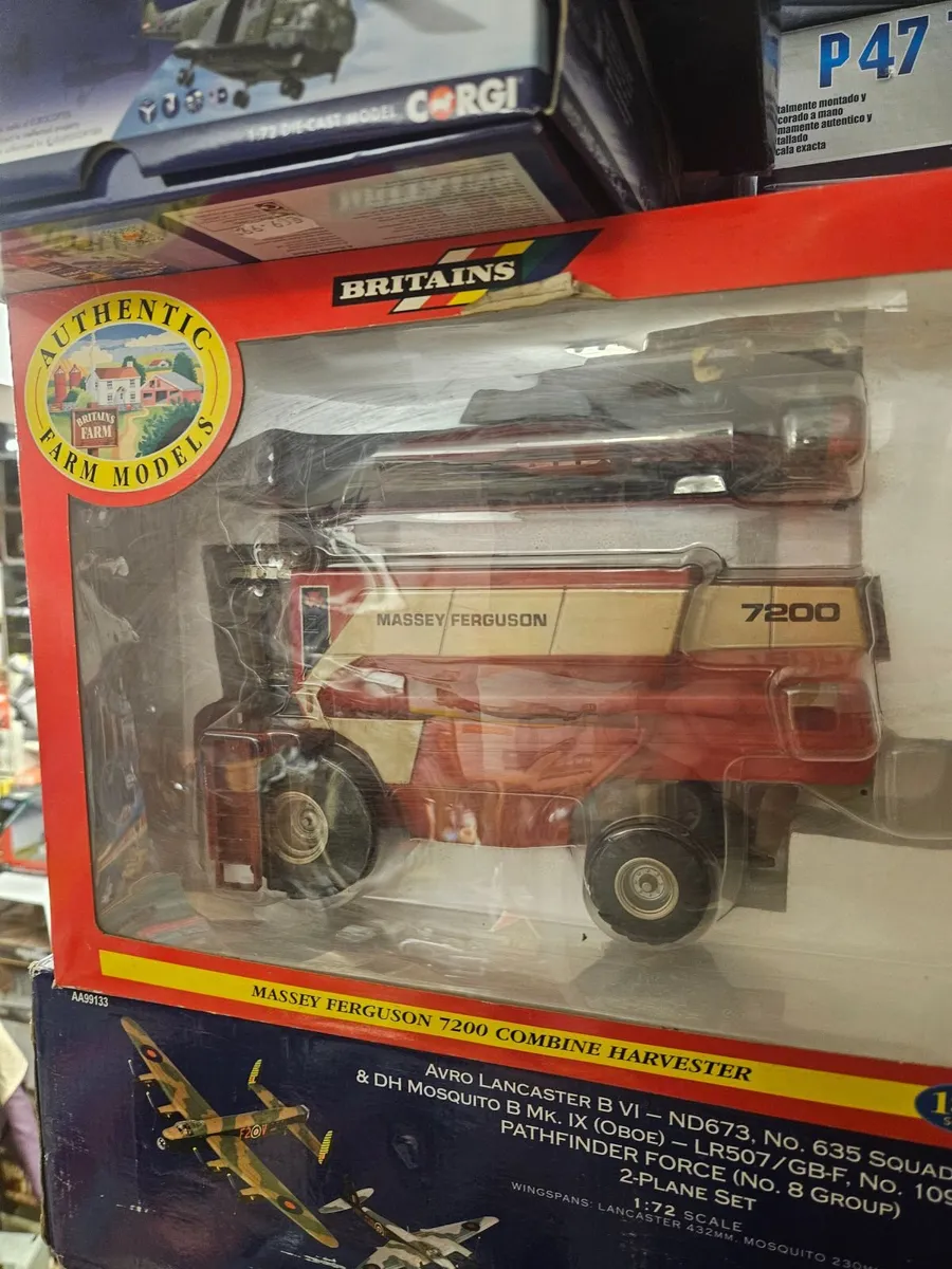 Britain's Massey Ferguson Combine Harvester - Image 1