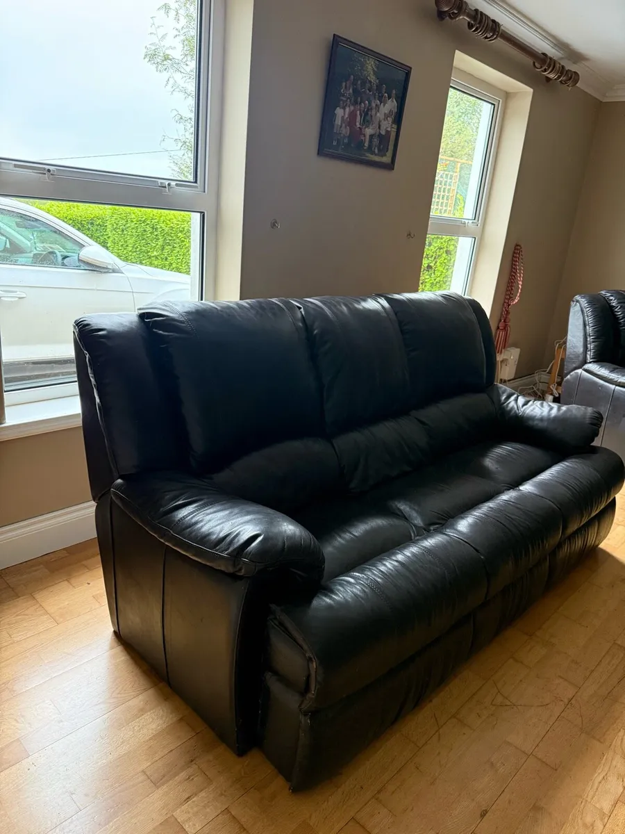 3 Piece Black Leather Couch Set - Image 3