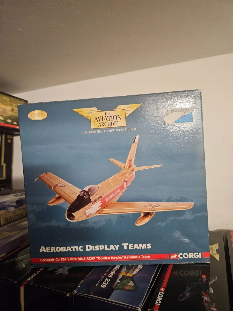 Corgi Golden Hawks Sabre Aerobatic Display