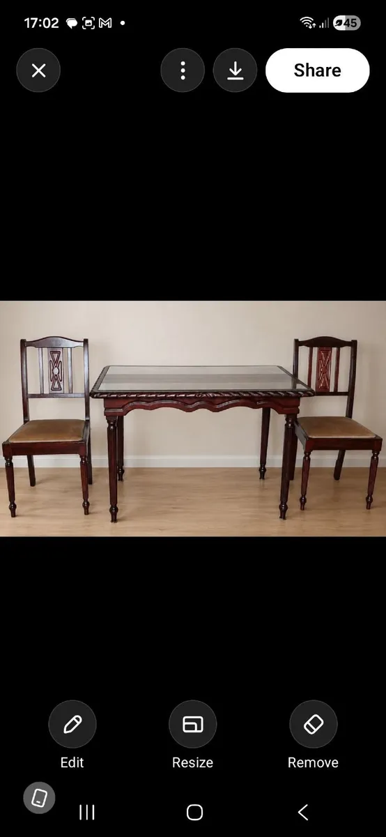 Dining table and 6 chairs - Image 2