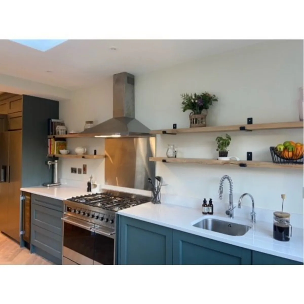 Oak Shelves – Examples - Image 1