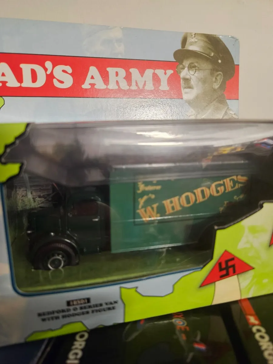 Corgi Dads Army Truck - Image 2