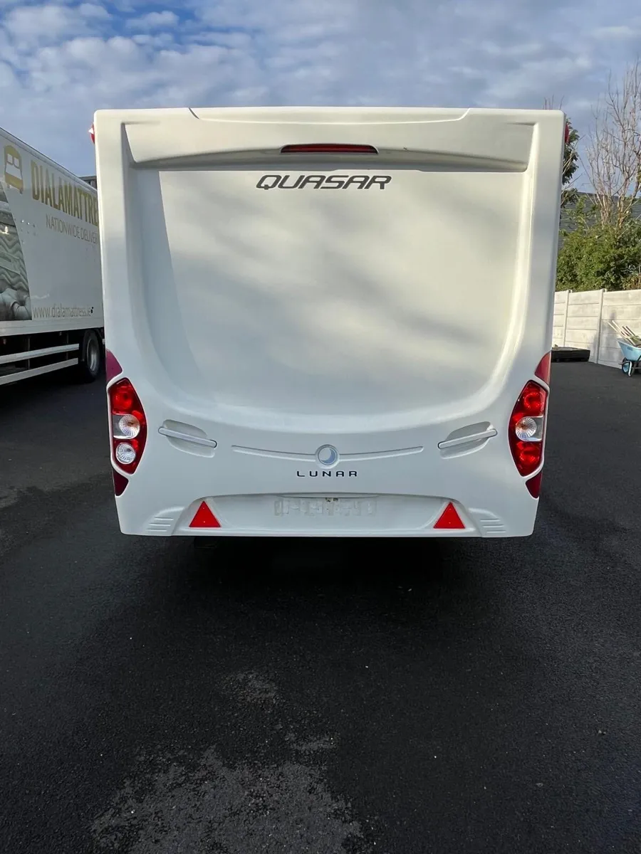 2012 Lunar Quasar 462- 2Berth - Image 4