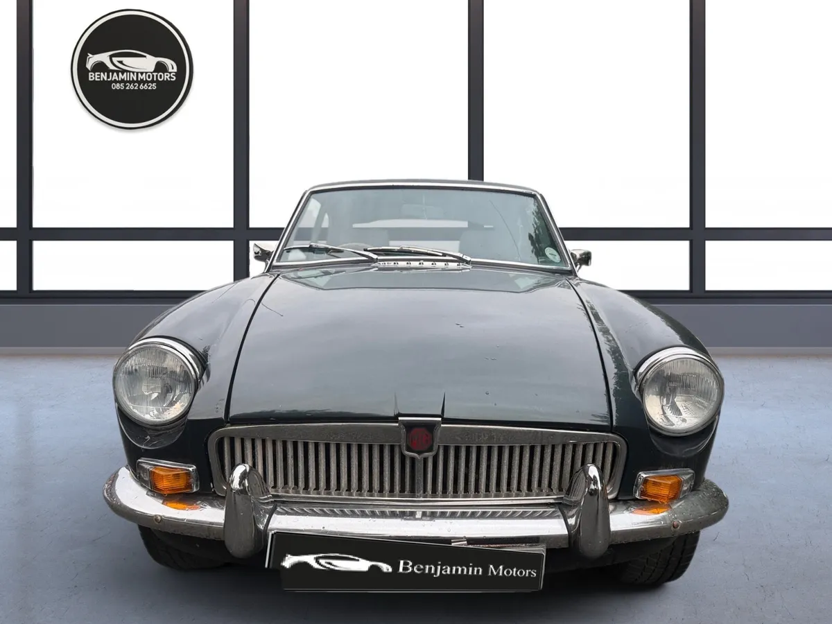 MGB  Gt 1975 Low miles Vintage Special Collectible - Image 1