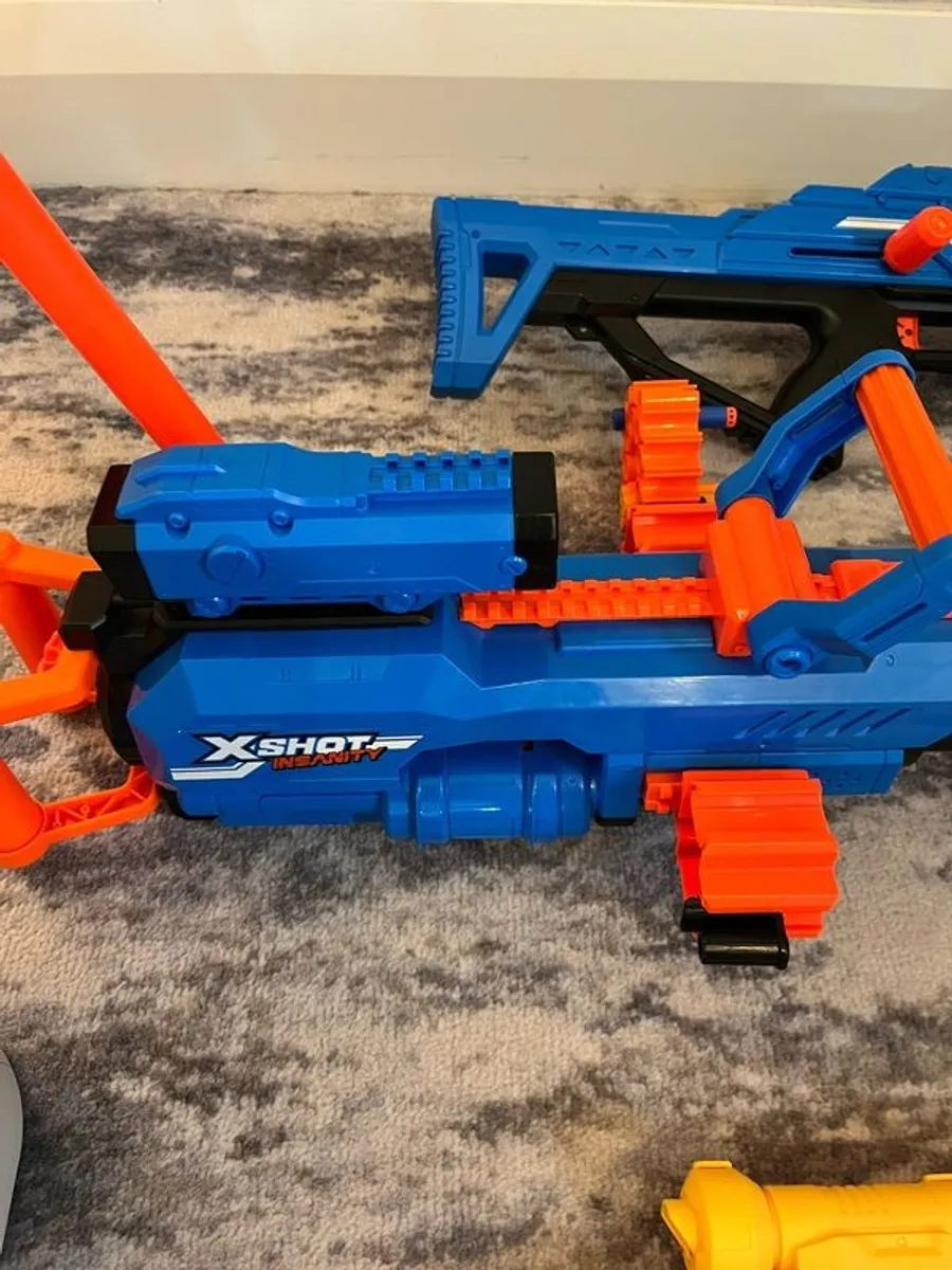 Selection of Nerf Guns and Nerf bullets - Image 4