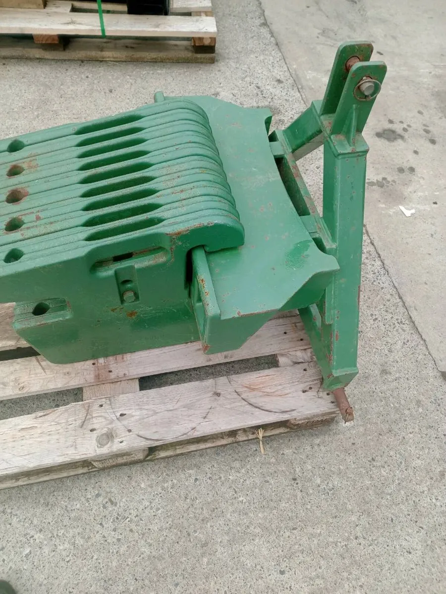 John Deere weight set with frame - Image 1