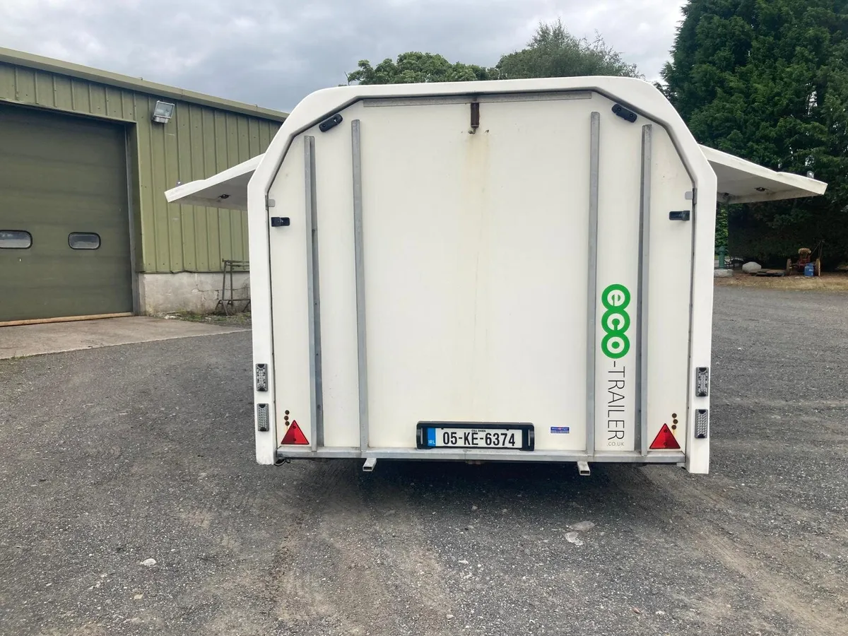 Motorsport shuttle trailer - Image 2