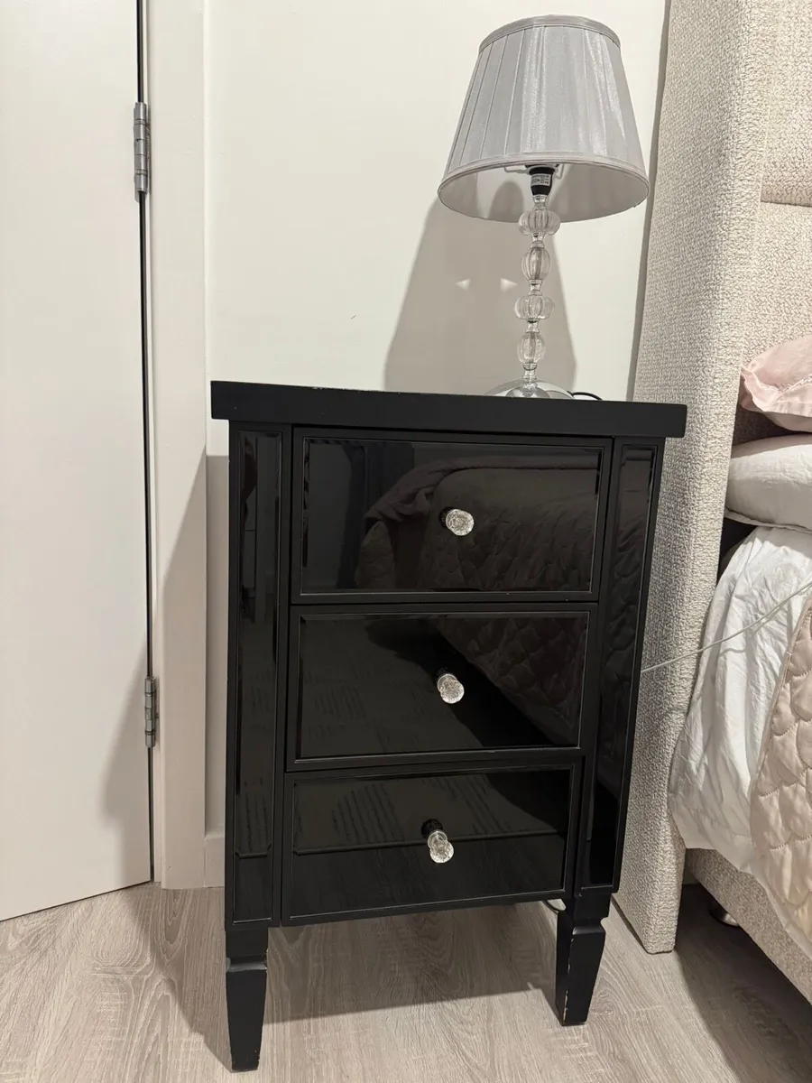 Bedside Nightstand with drawers - Image 1