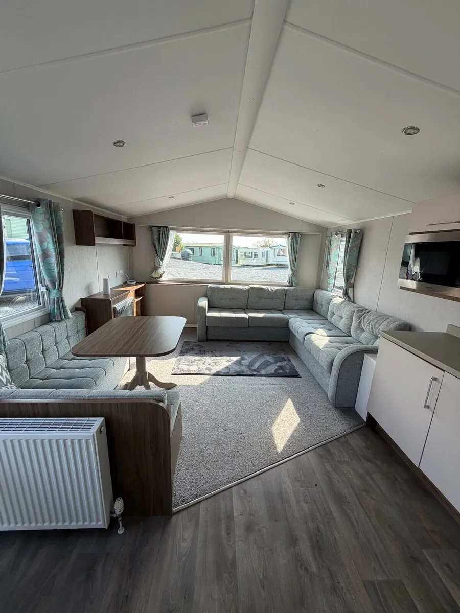 Willerby Seasons 35 x 12 x 3 Bed (2021) - Image 2