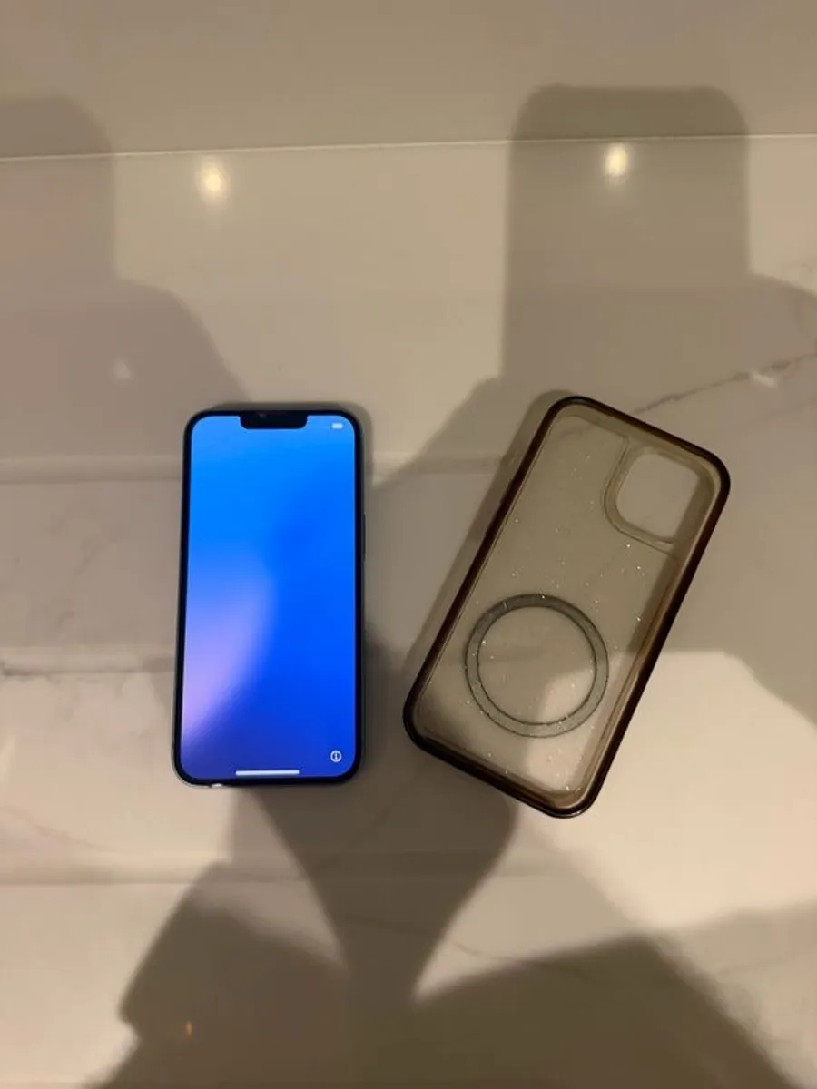 Apple IPhone 14 - Image 2