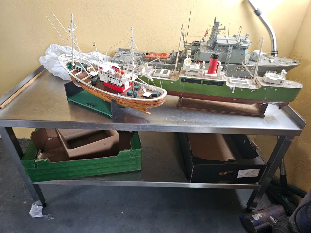 Antique Model ships - Image 1