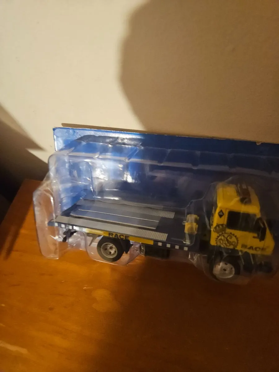 Corgi Atlas Recovery Truck - Image 1