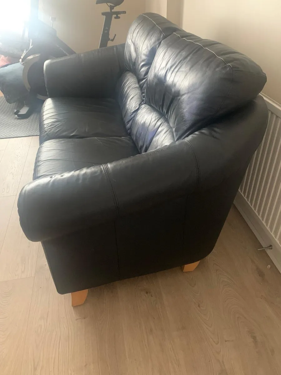 Black leather 3 piece suite of furniture - Image 2